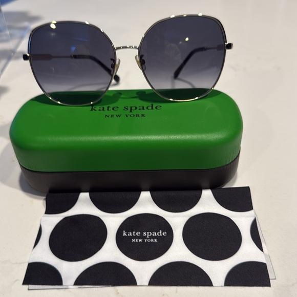 Kate Spade Sunglasses - Picture 1 of 9